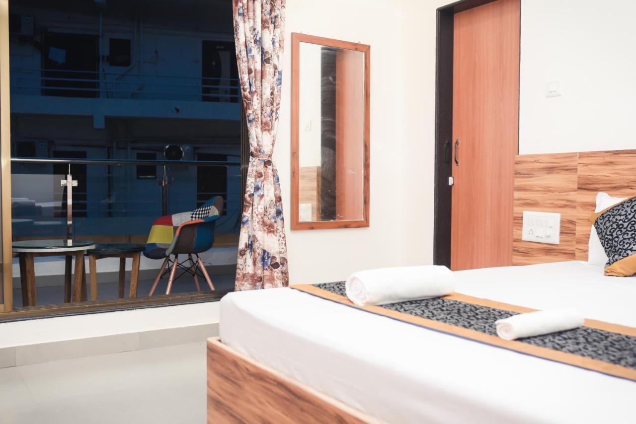 Lotus Hotel Nagaon Beach Alībāg Esterno foto