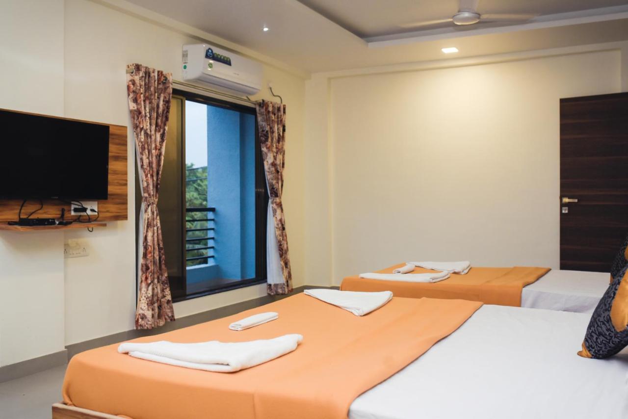 Lotus Hotel Nagaon Beach Alībāg Esterno foto